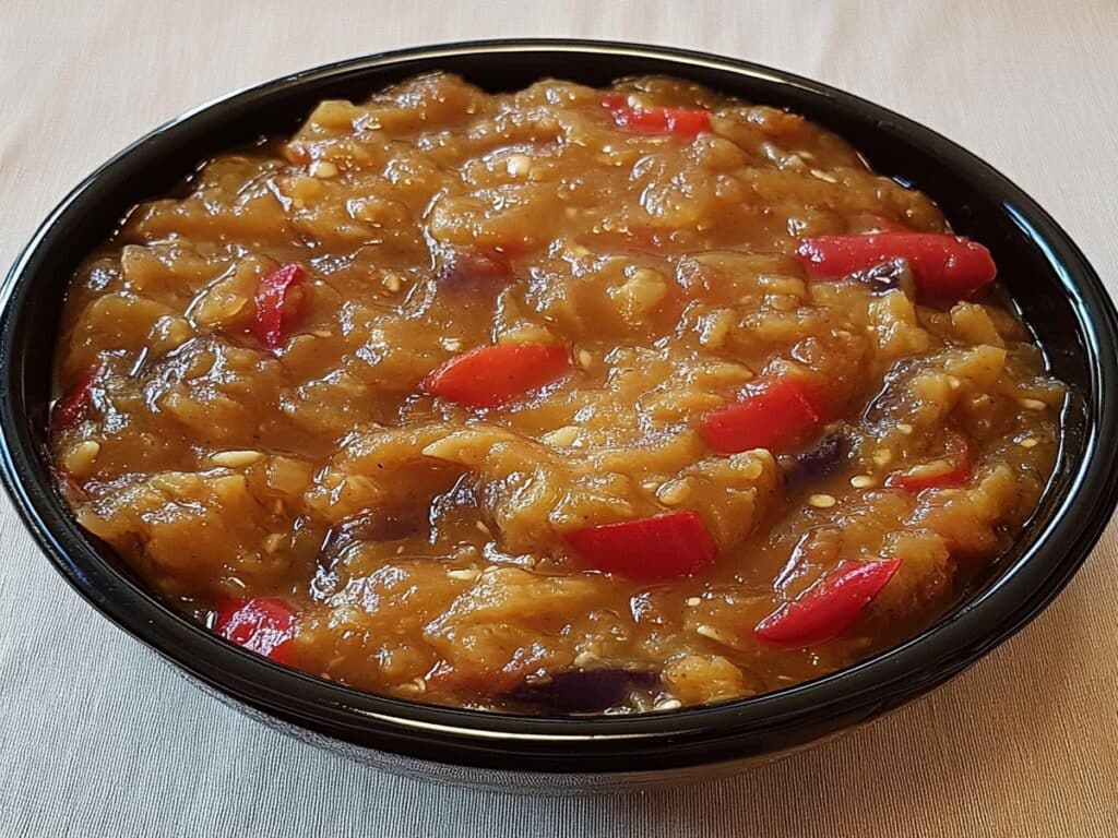 Aperitive cu vinete coapte – Rețetă delicioasă, ușor de făcut acasă 7 Aperitive cu vinete coapte în bol, prezentare finală